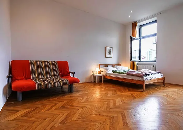 דירה Near Danube And Lorenz Boehler - Stylish Private With Shared Garden, Tv & Wifi *